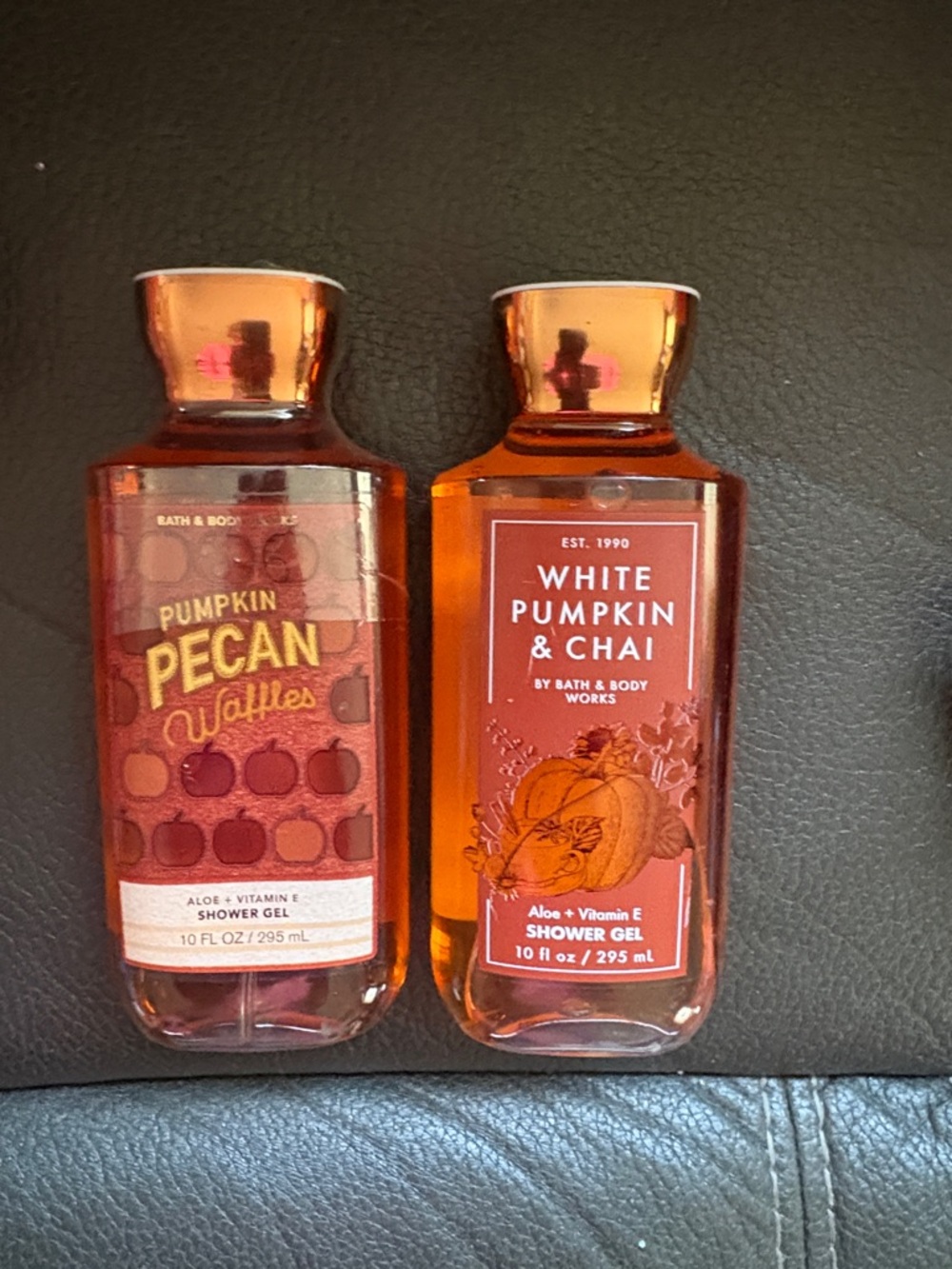Bath and body works bath set in pumpkin pecan waffles and white pumpkin & chai